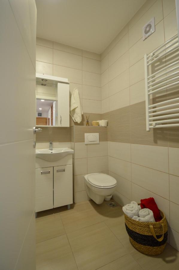 Shine24 - Spacious And Bright Apartment - New Новий Сад Екстер'єр фото